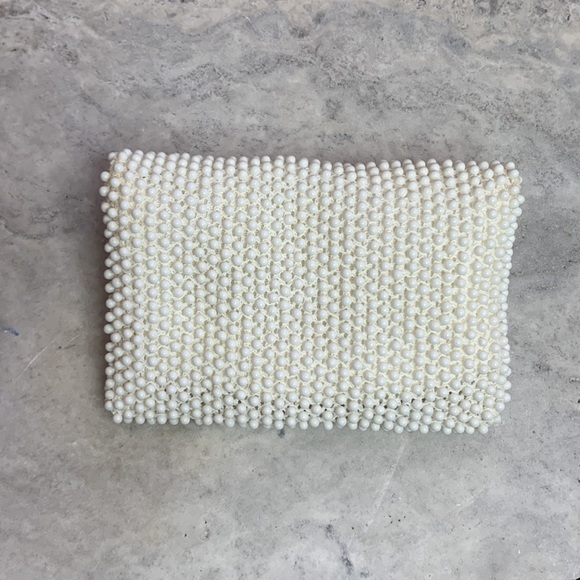 Vintage Beaded Coin Purse 1960’s White with Rhinestones Bow Snap Closure… - Picture 2 of 8